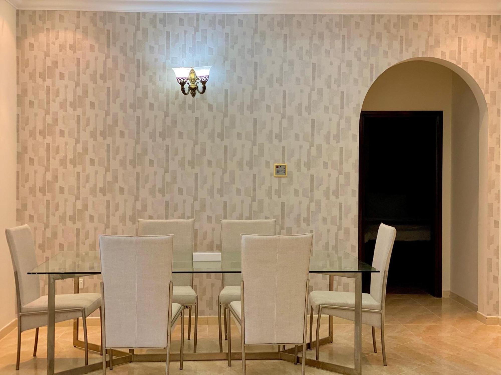 Appartement Al Misrea Tower à Manama Extérieur photo